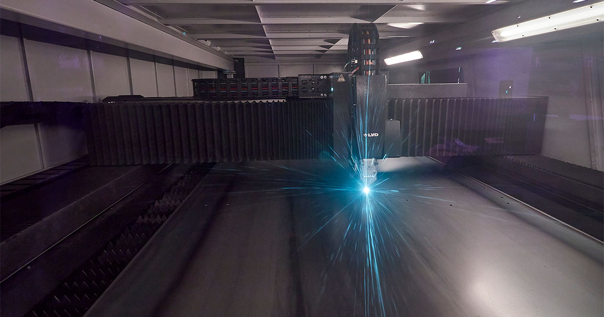 LVD laser machine with blue light